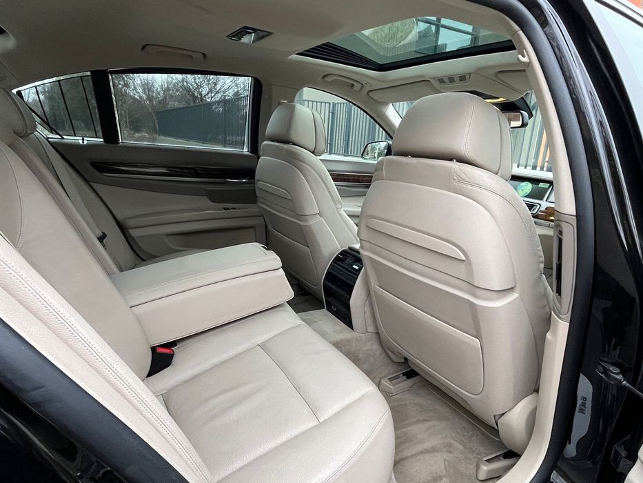 • Bmw 730d • X-drive • Individual • Facelift •