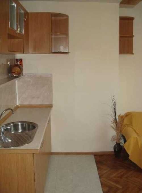 Дава се под наем Едностаен апартамент в Бургас, Възраждане - 30 кв.м за 100 € - Снимка #5