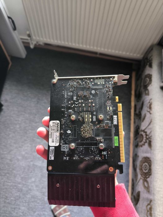 Placa video gtx 1650 4gb si procesor r5 2600 cu cooler stock amd