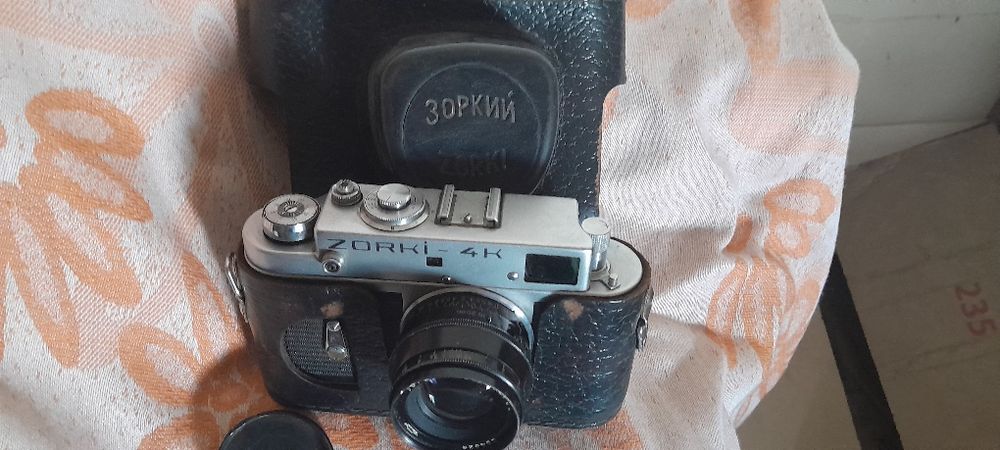 Зорки 4 К продается фотоопарат.