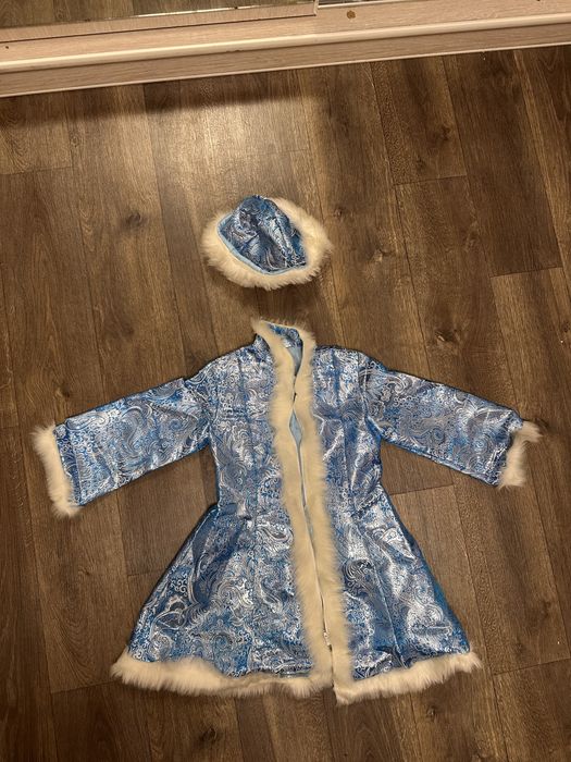 Платье снегурочки на 6-7 лет