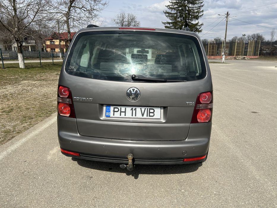 Volkswagen Touran 2008.  7 locuri 1.9tdi