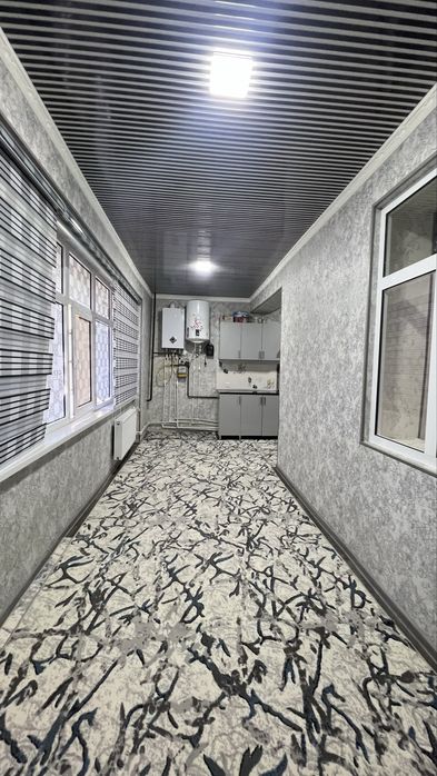 Kvartira sotiladi 2xona 1etaj skvaznoy
