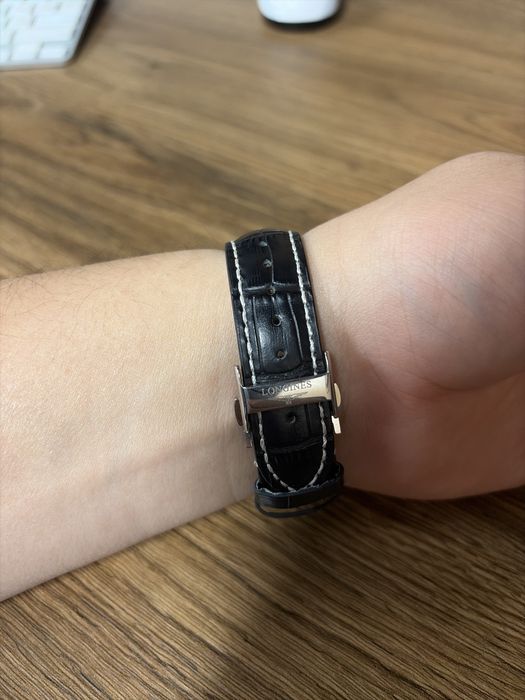 Продам часы longines