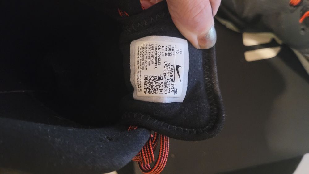 Adidași NIKE,mărime 46