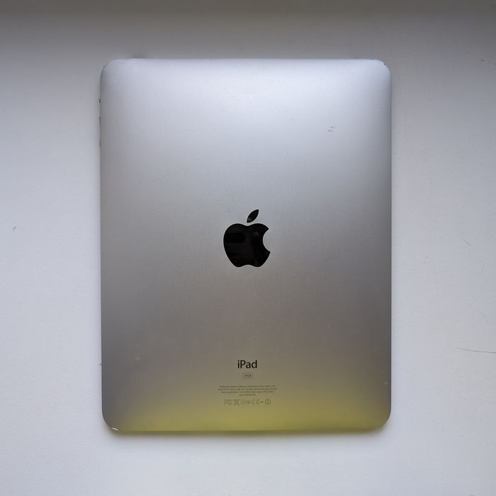 iPad 64 gb Первого поколения