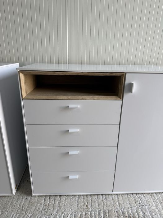 2x Comode impecabile soft-close