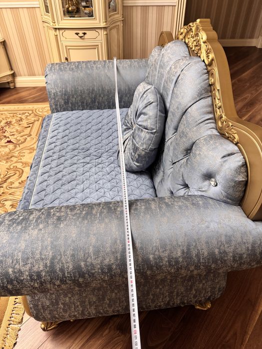 Комплект из двух диванов