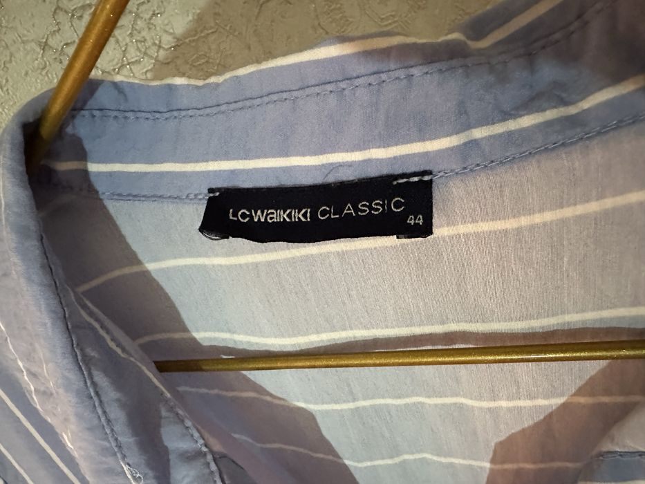 Голубая рубашка в белую полоску LC Waikiki — хлопок