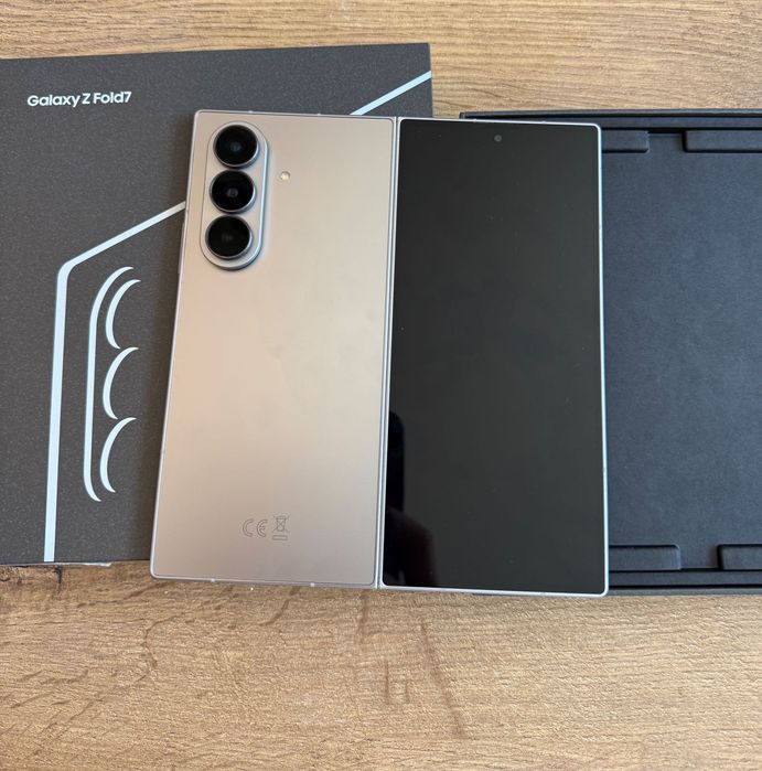 Samsung Z Fold 7