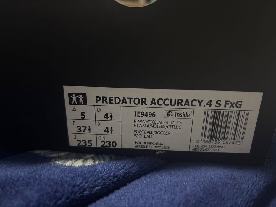 Ghete noi adidas predator