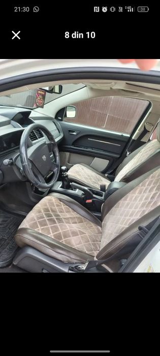 Vând Dodge Journey
