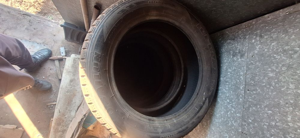 Продам зимние шины