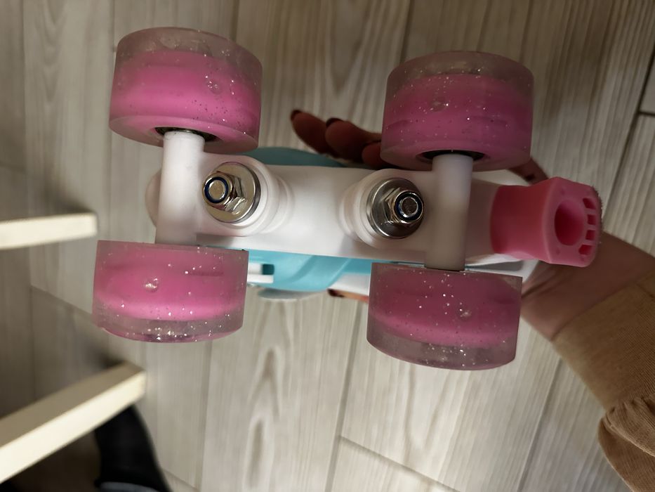 Role reglabile/patine cu rotile