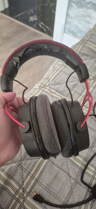 Продам hyperx cloud alfa