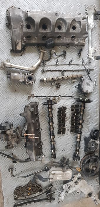 На части!! Двигател  Toyota 2.2 D-4D 136hp Тойота Д-4Д 136 кс