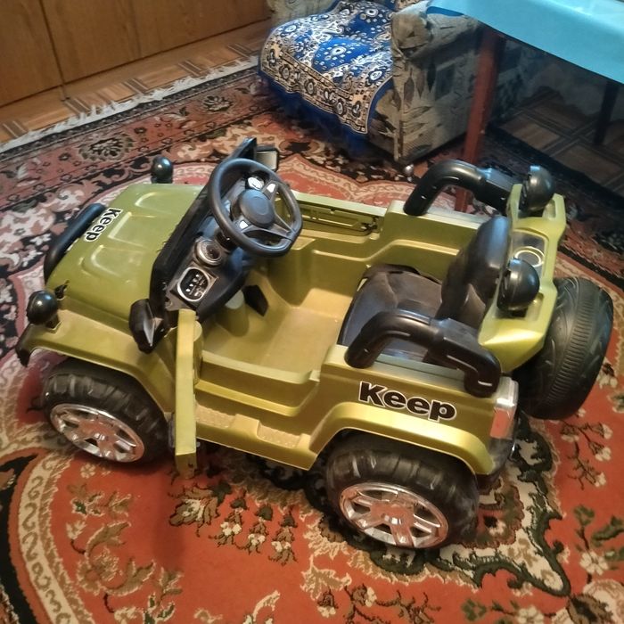 Продам электро машинку