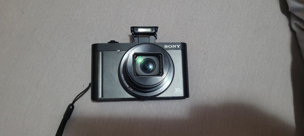 Sony DSC-WX 500 18,2 mega pixeli Zoom de pana la 60x poze foarte clare