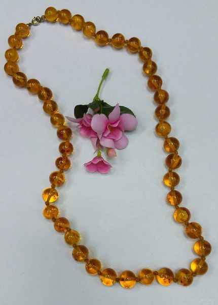 Продавам гердани, гривни и медальон от естествен кехлибар