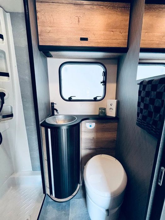 Autorulota XGO 98P, 0 km, Model 2026, Semi-Integrata, 5 locuri, Fiat Ducato