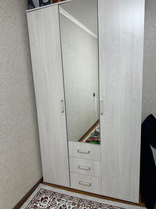 Продам щкаф в отл состояний