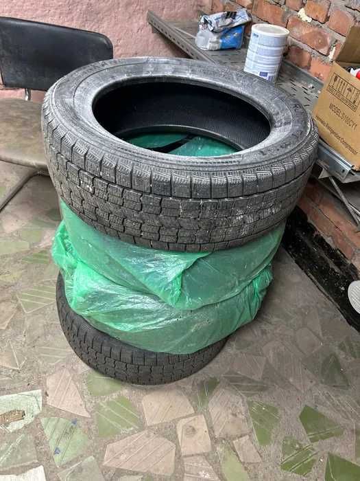 шины комплект 215/55/17