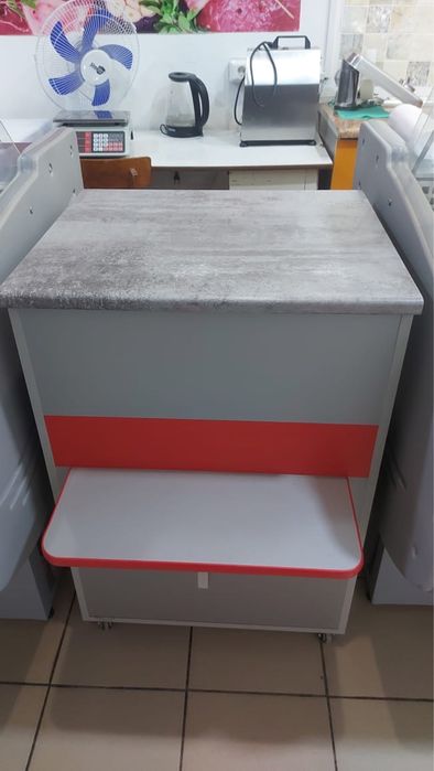 Продам холодильные витирины -5 +5