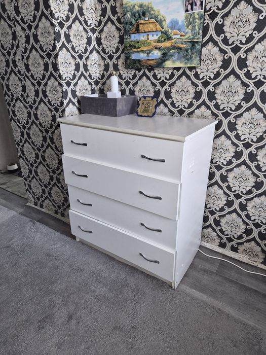 Продам Комод в б/у.