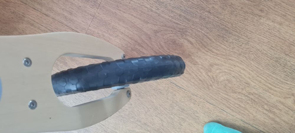 Bicicleta echilibru din lemn