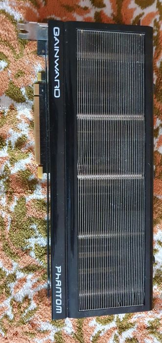 Placa video Gainward GTX 780 Phantom 3GB GDDR5 384-bit la 230 ron