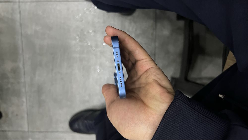 IPhone 13 blue 128гб