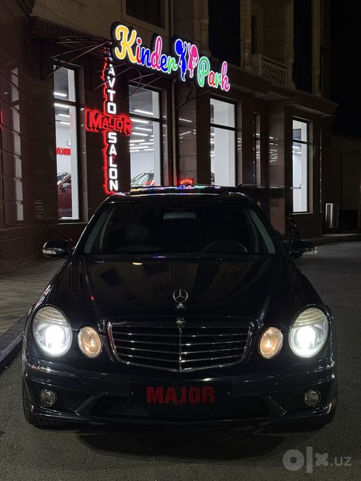 Mercedes Benz w211