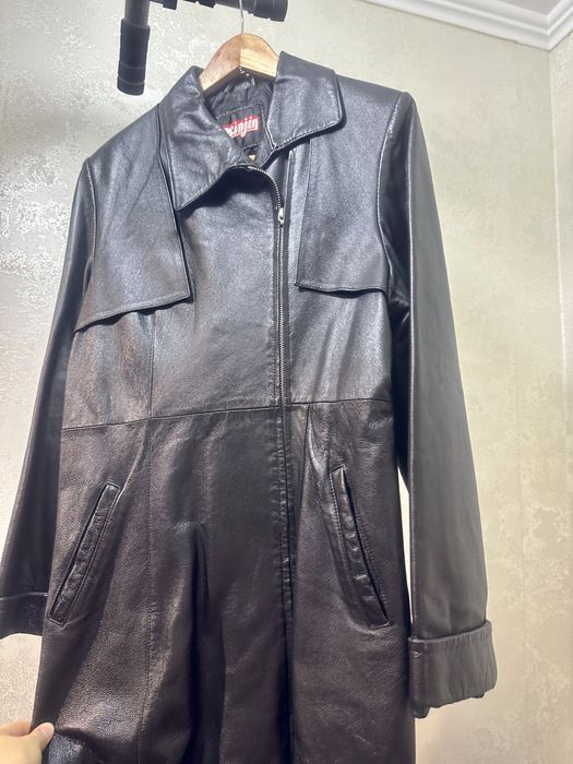 Продам кожаный плащ