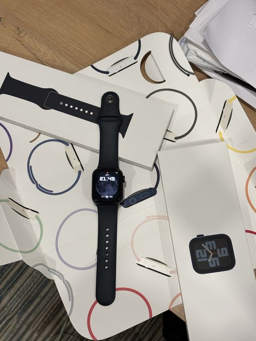 Apple Watch SE 2 (40 мм) Midnight