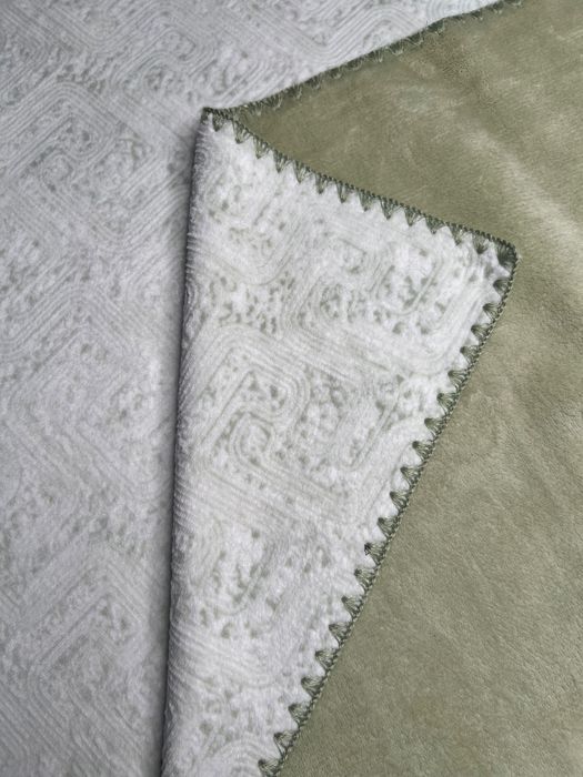 Продам новые пледы/покрывало 2х спальные