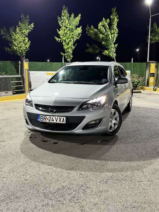 OPEL Astra 2013