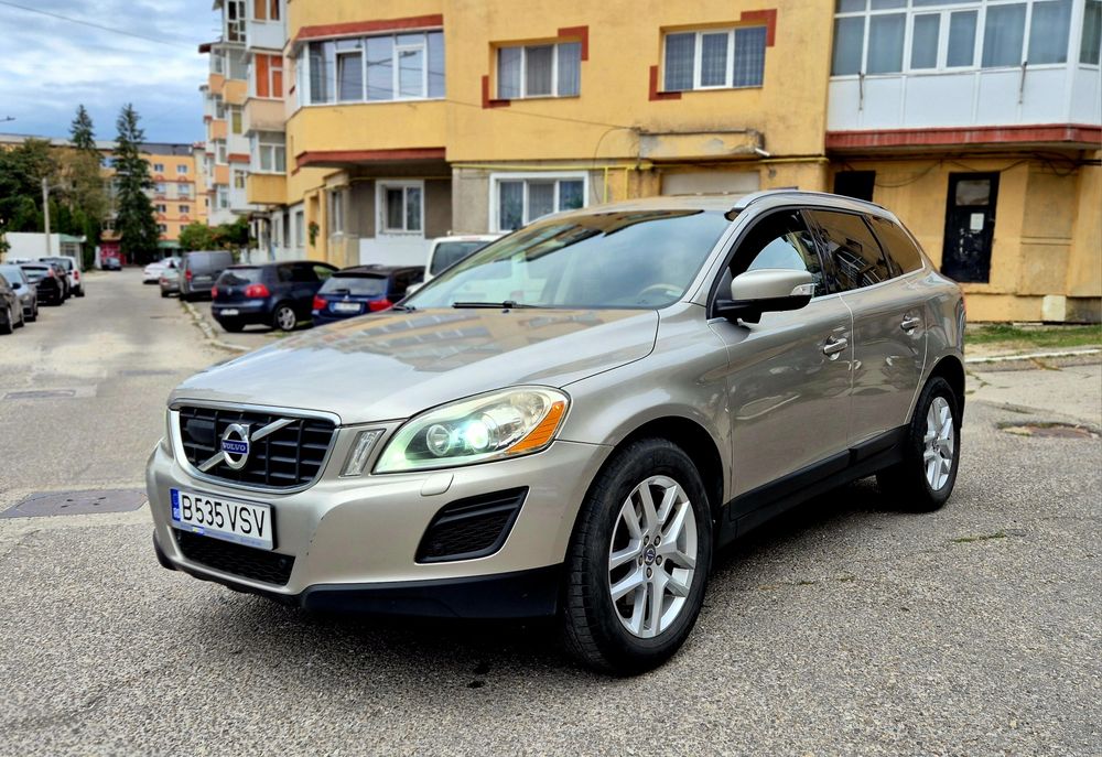 Volvo Xc60 D5 SUMMUM / 2.4 / 4x4