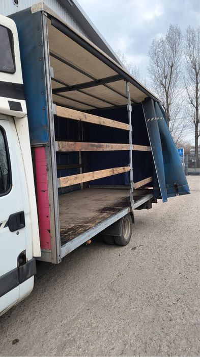 Vand Iveco Daily 3,5T cu lift 2012