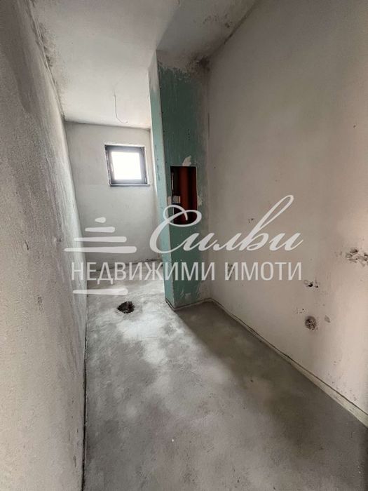 Продава се Тристаен апартамент в Търговище, Център - 120 кв.м за 1234 €/кв.м - Снимка #8