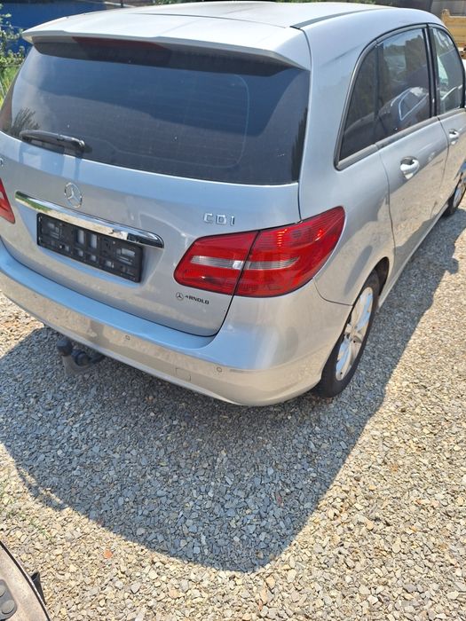 Piese dezmembrez Mercedes B class W246 Usa Haion Carlig Jante stop