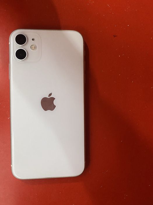 Iphone 11 состаяние хороший