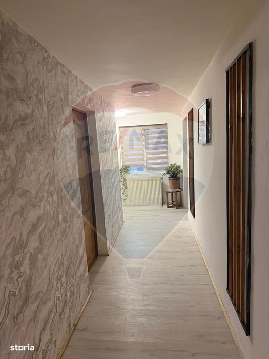 Casă / Vilă cu 5 camere de vânzare
