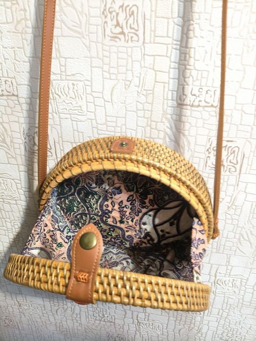 Продам сумку  новая оригинальная