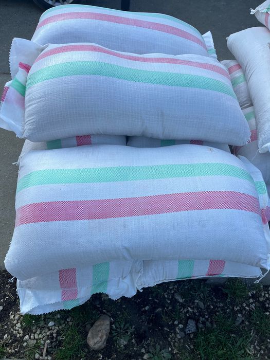 TARATE DE GRAU , la sac de 20 kg , 35 lei sacul