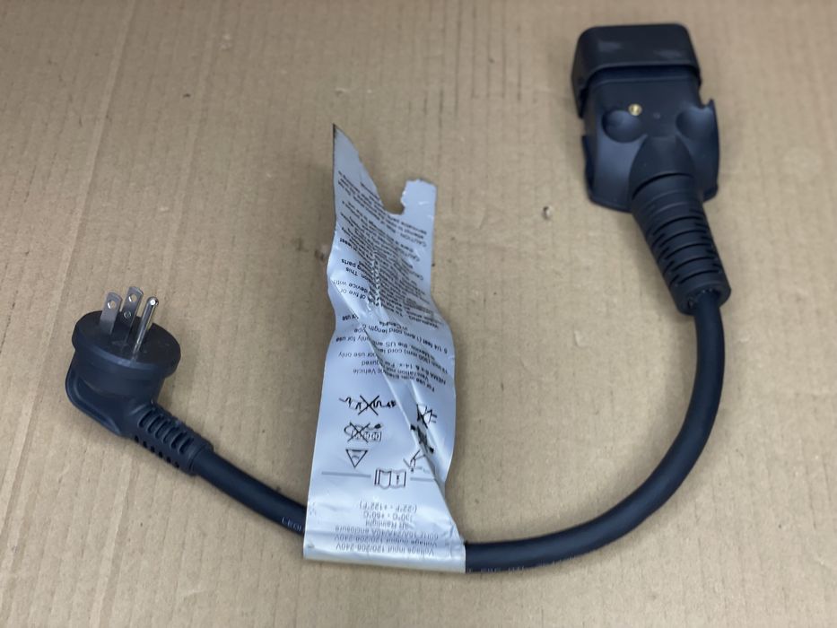 Кабел зарядно AUDI E-TRON 7PP971678FQ