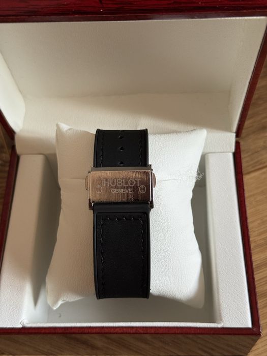 Нови Hublot  автоматични часовници