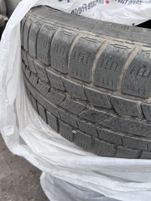 Anvelope 225/40/19