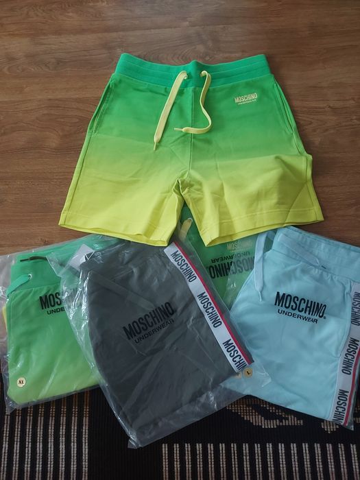 Къси панталонки на водещи марки