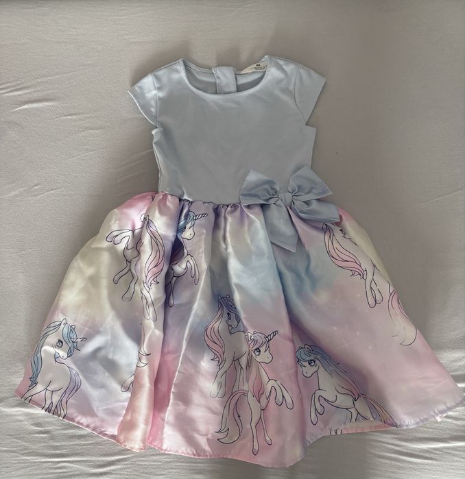 Официални рокли размер 122/128