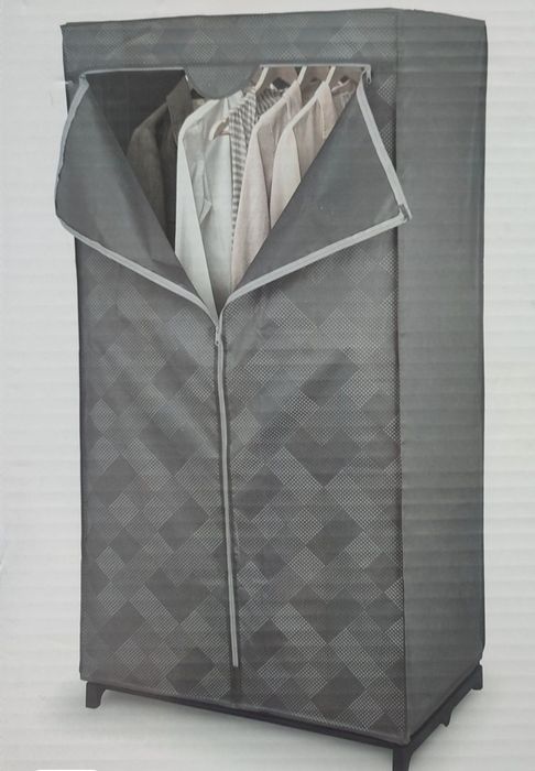 Текстилен гардероб, Шкаф за дрехи